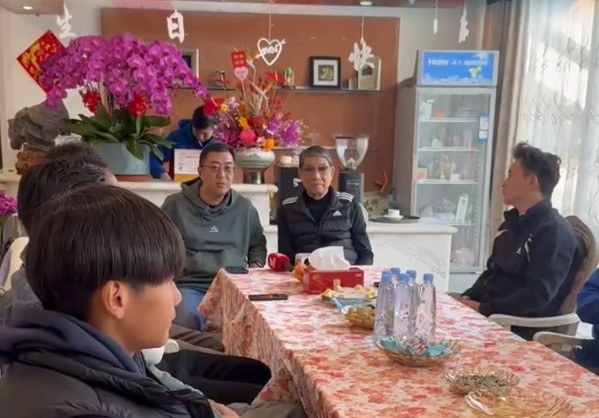  徐根寶寄語申花球員：世界杯出線才是硬道理，要為國家隊(duì)爭取榮譽(yù)