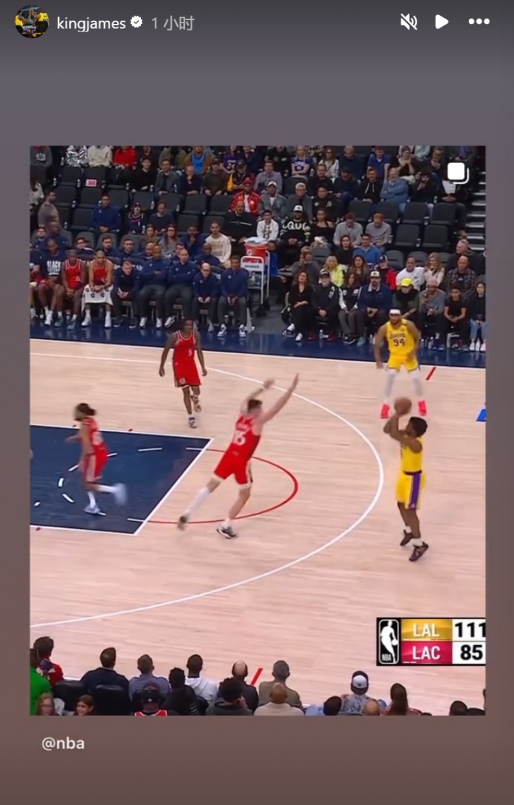  為你驕傲！布朗尼投進(jìn)NBA生涯首記三分球！詹姆斯賽后轉(zhuǎn)發(fā)