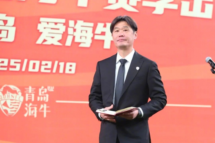  多名媒體人士點評海牛：引援老中青都有，就看李霄鵬的捏合能力了