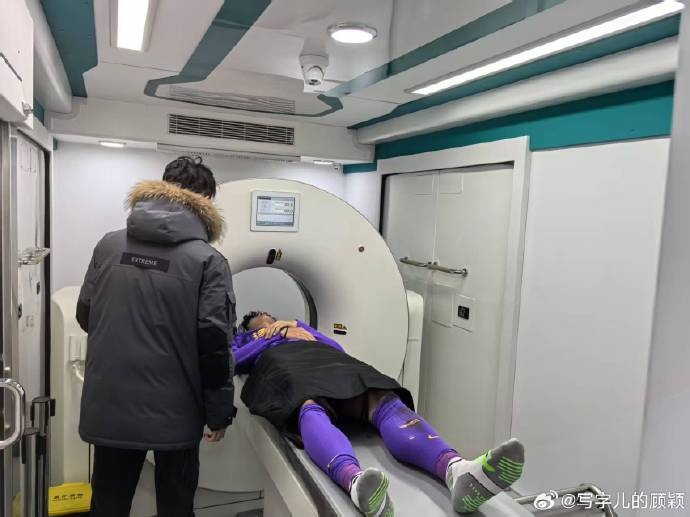  記者：謝維軍初步檢查無大礙，后續(xù)兩天還要注意觀察