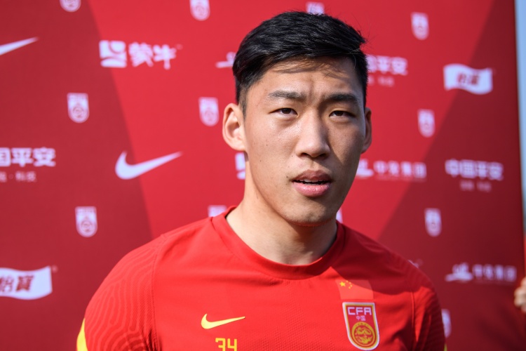  北青體育：朱辰杰是否以“面具人”形象出戰(zhàn)18強賽，仍需多方溝通